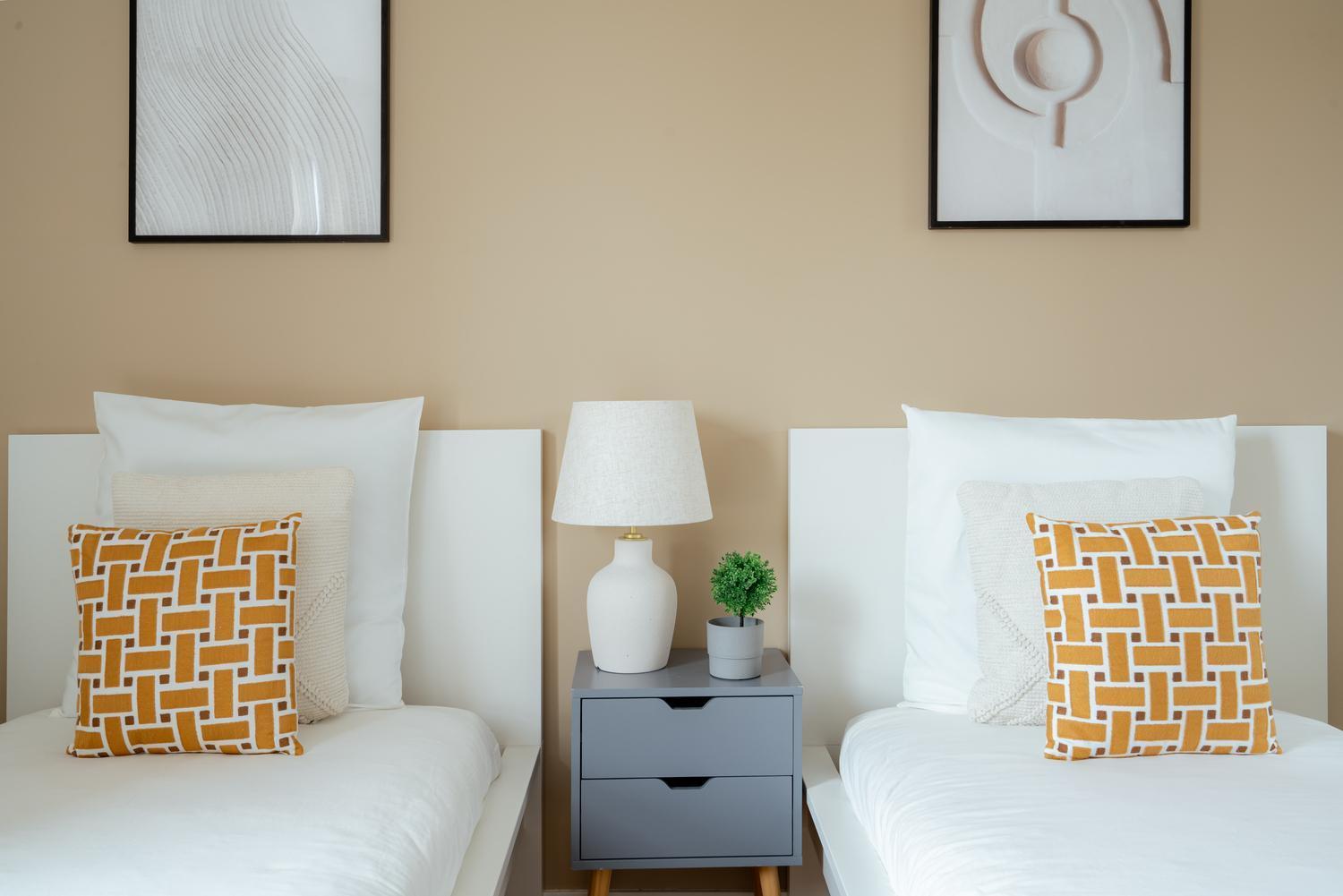 Magnificent In Apartment *